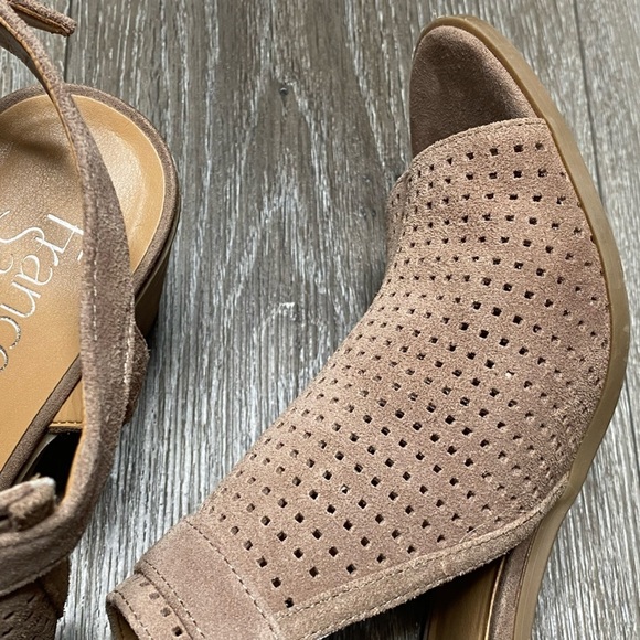 Franco Sarto Womens Brown Block Heel Peep Toe Size 7.5 Medium Harlet2 - Picture 13 of 16